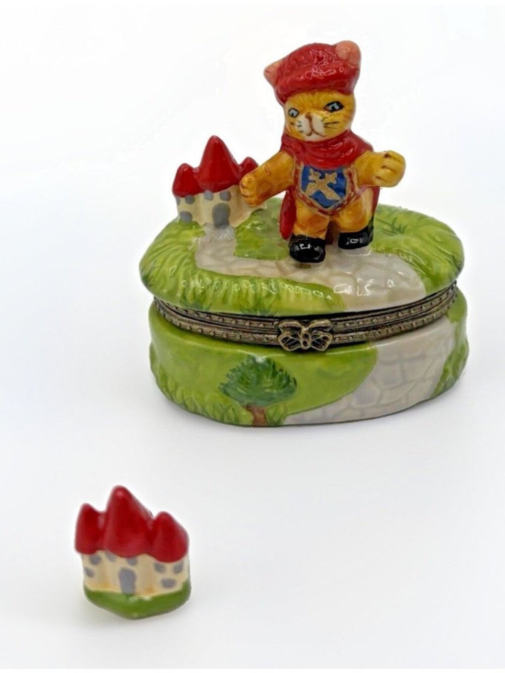 Puss in Boots Hand Painted Porcelain Trinket Box Castle Fairy Tale Kidcore HTF